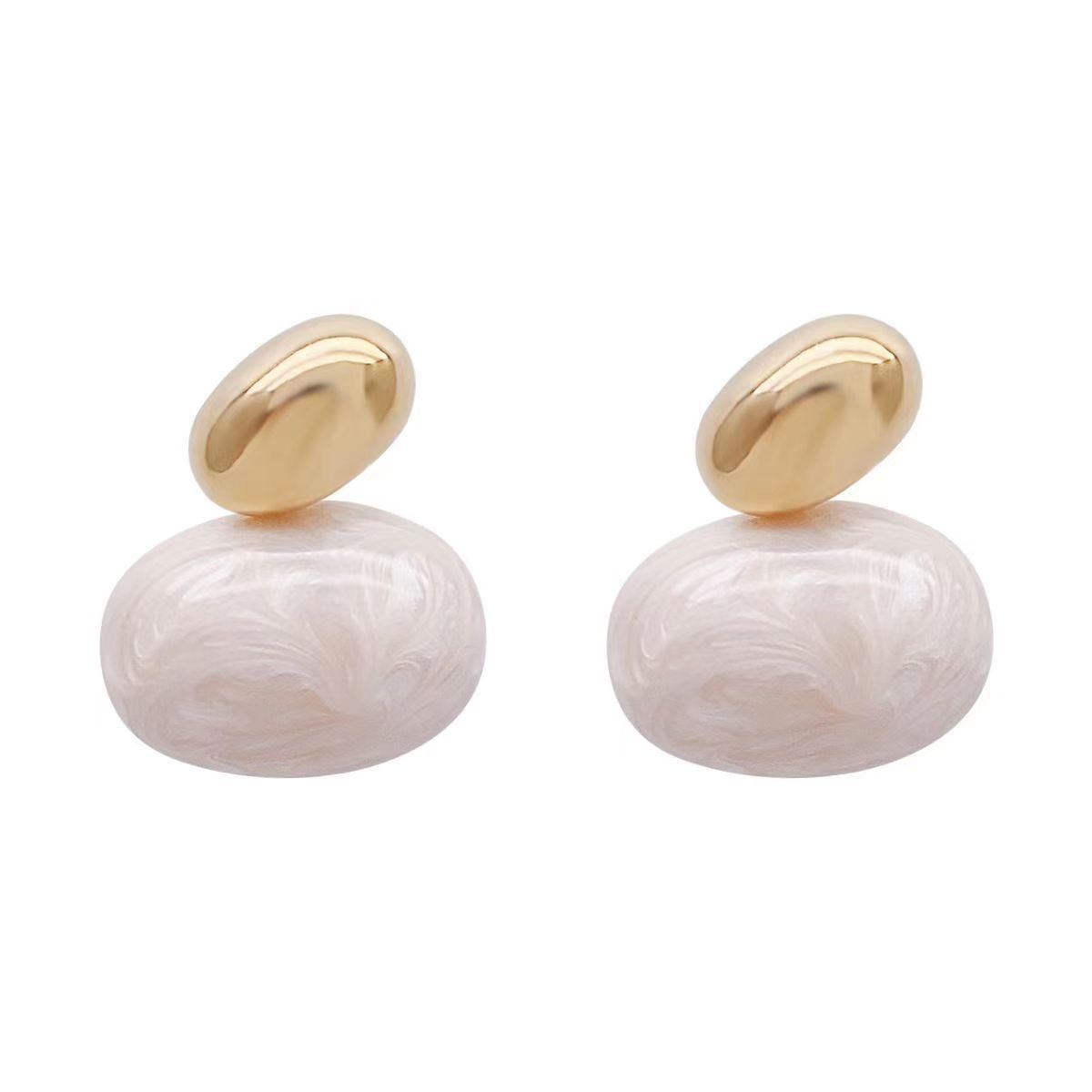 Boucles d'oreilles rétro ovales en céramique brillante, mode luxe abordable.