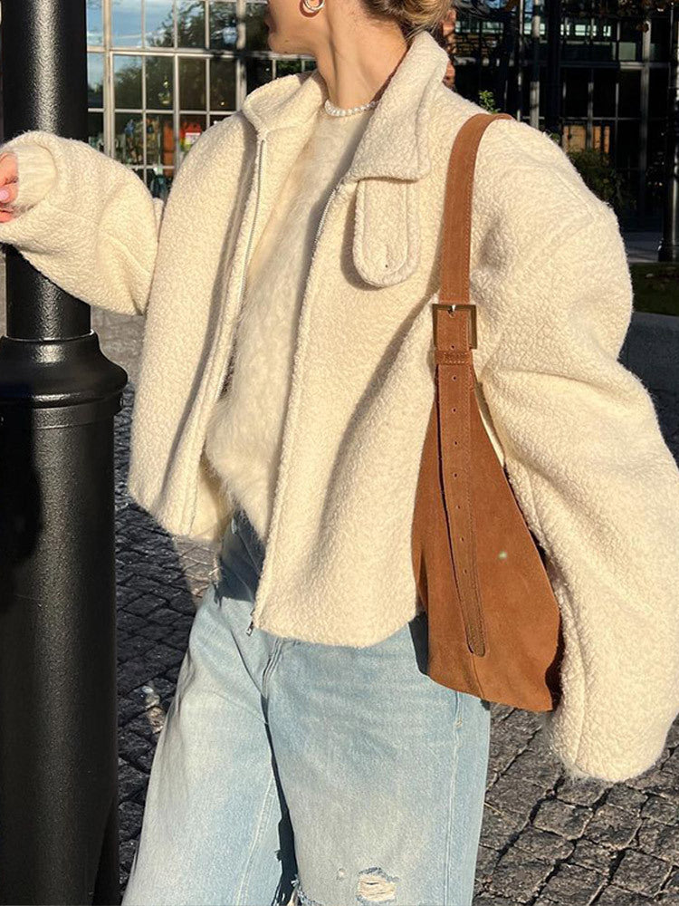 Veste Courte en Laine d'Agneau - Chaude et Stylée