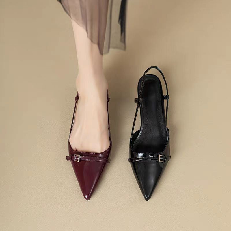 Escarpins classe Rétro à Talon Moyen et Fins, Dos Découpé