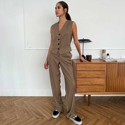 Costume Casual Col V : Élégance Simple et Raffinée